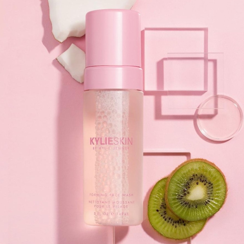 Kylie Skin Foaming Facewash